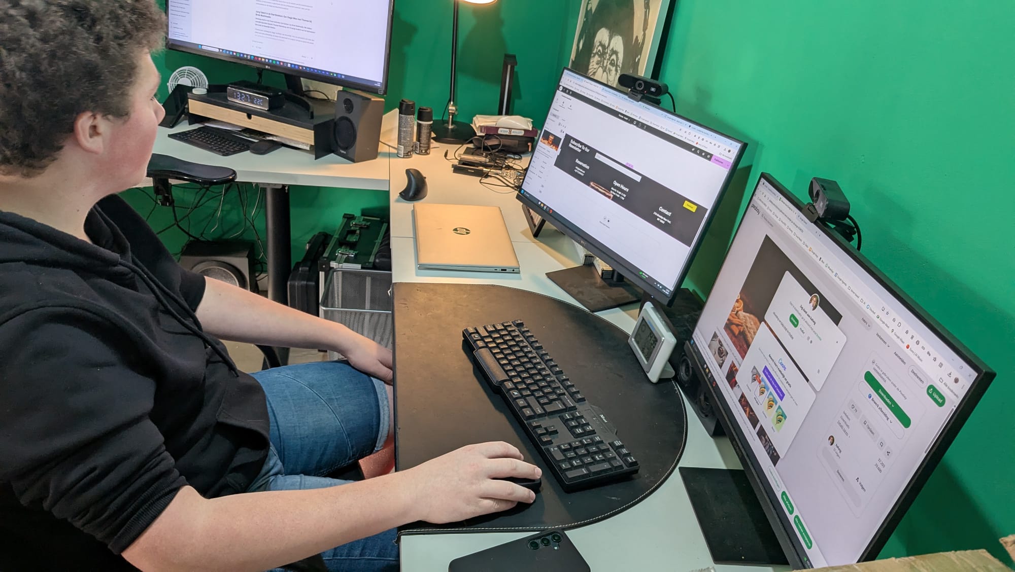 Thomas Pijnenburg aan het werk bij Brink Multimedia